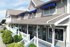 Put-in-Bay Fat Fingers Piano Bar