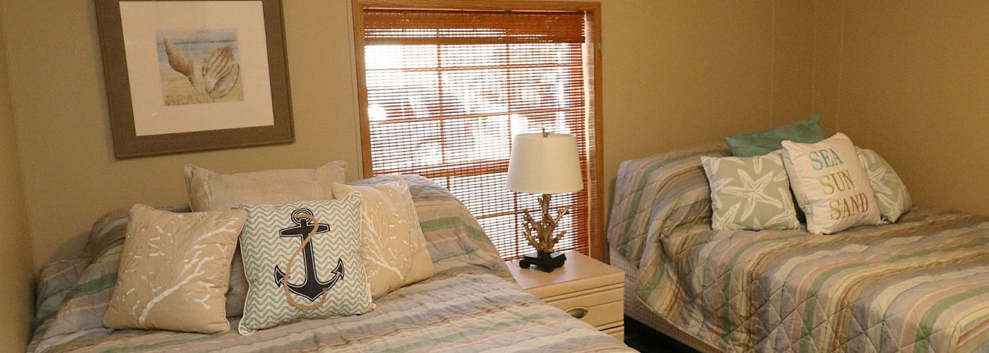 Island Club Rentals 10-Person Homes