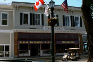 Mossbacks Island Bar & Grill